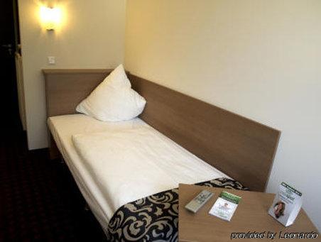 Mcdreams Hotel Wuppertal City Екстер'єр фото