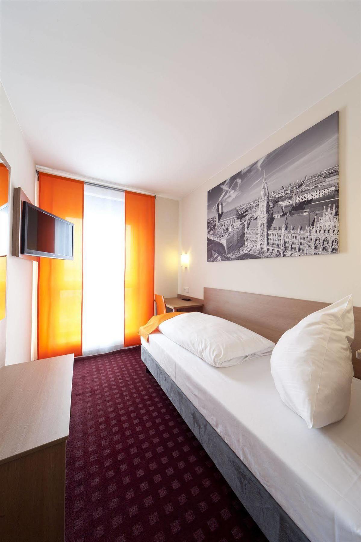Mcdreams Hotel Wuppertal City Екстер'єр фото
